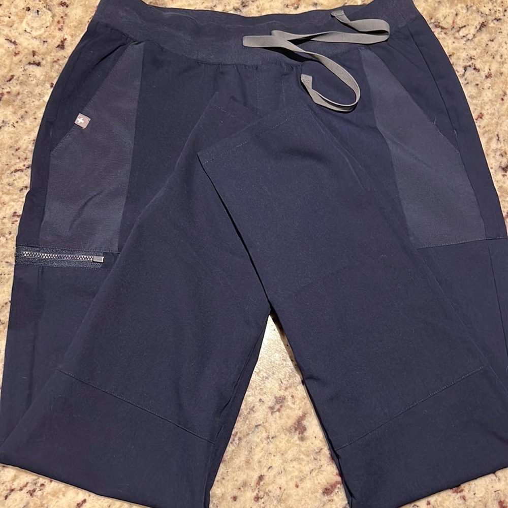 Figs Navy Blue scrub pants Size Small